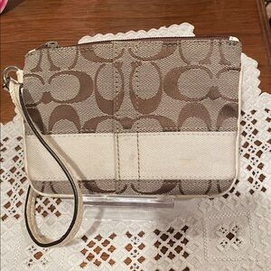 Elegant Brown and Cream Wristlet